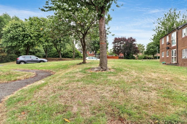 51 Mapleton Drive, Hemlington, Middlesbrough, Cleveland, TS8 9NF 6