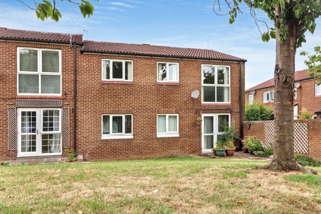 51 Mapleton Drive, Hemlington, Middlesbrough, Cleveland, TS8 9NF 6