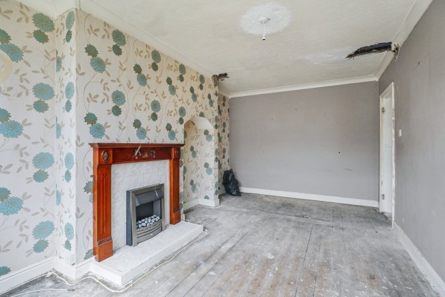 62 Haydn Road, Chaddesden, Derby, Derbyshire, DE21 4HR 5