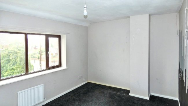 6 Sixth Avenue, Hull, East Yorkshire, HU6 9PS 4