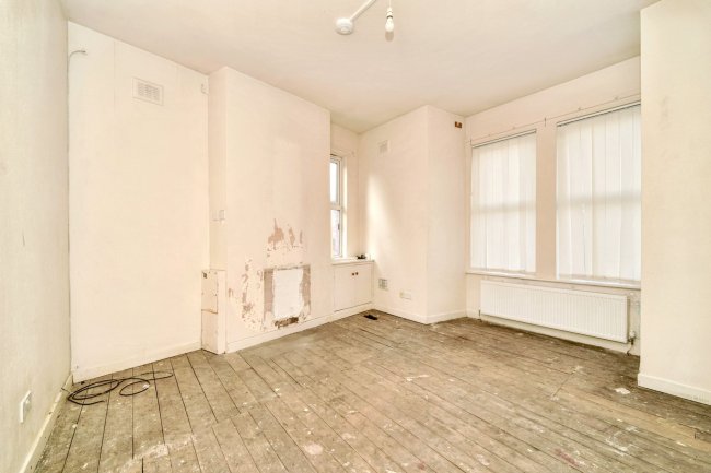 24 Church Lane, Harpurhey, Manchester, M9 5UQ 9