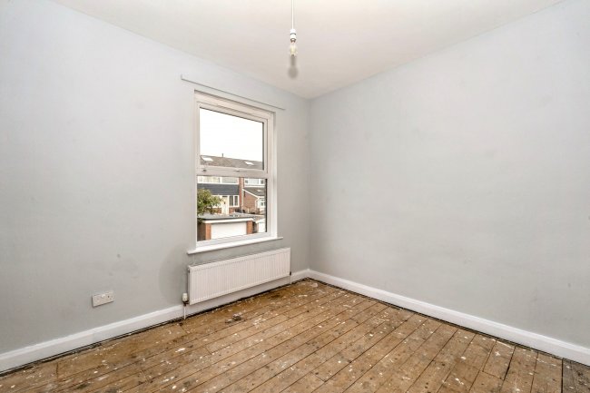 65 Turner Street, Lees, Oldham OL4 3JB 4