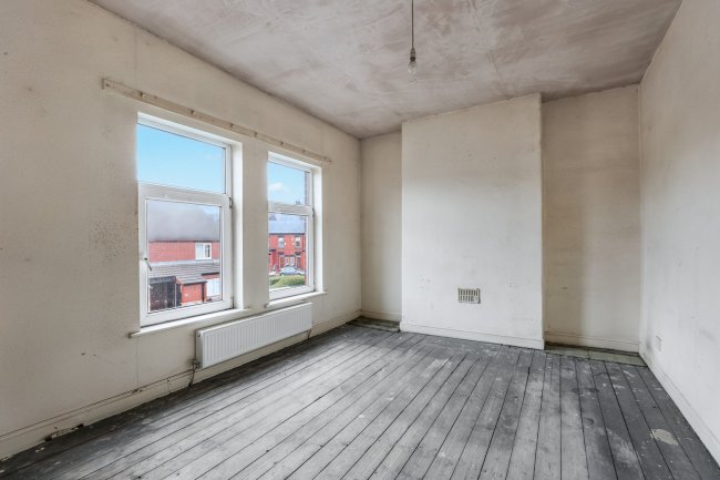 60 Laindon Road, Longsight, Manchester, M14 5DG 3