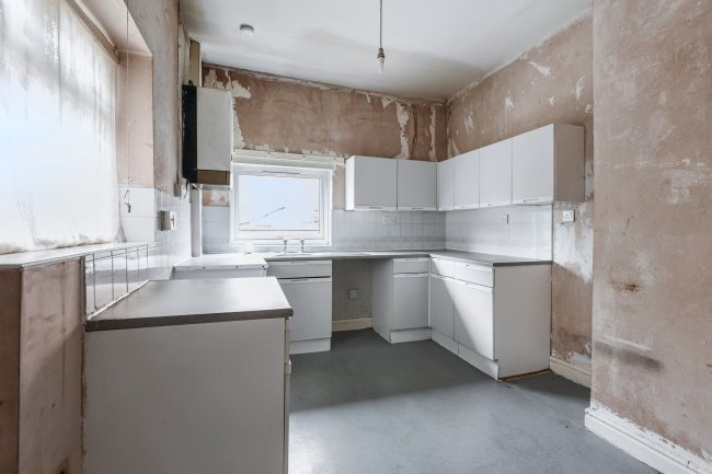 60 Laindon Road, Longsight, Manchester, M14 5DG 3