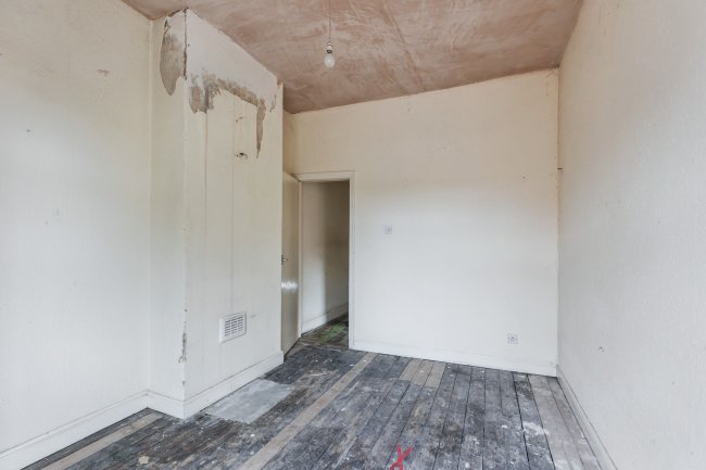 60 Laindon Road, Longsight, Manchester, M14 5DG 3