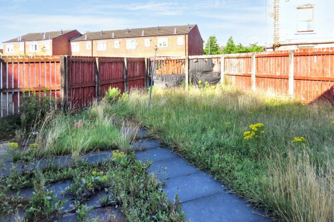 3 School Hill, Bolton BL1 2LY 5