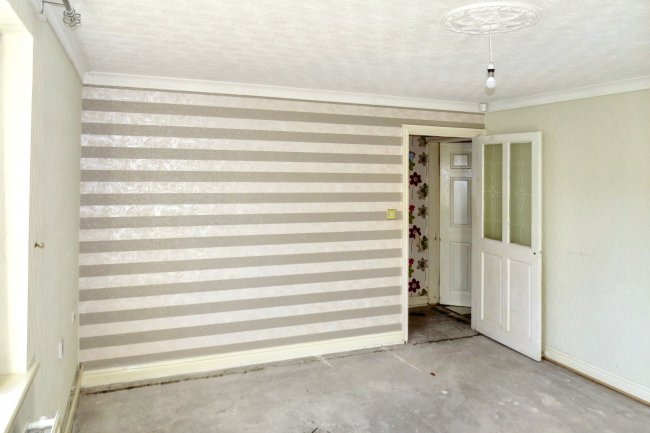 3 School Hill, Bolton BL1 2LY 5