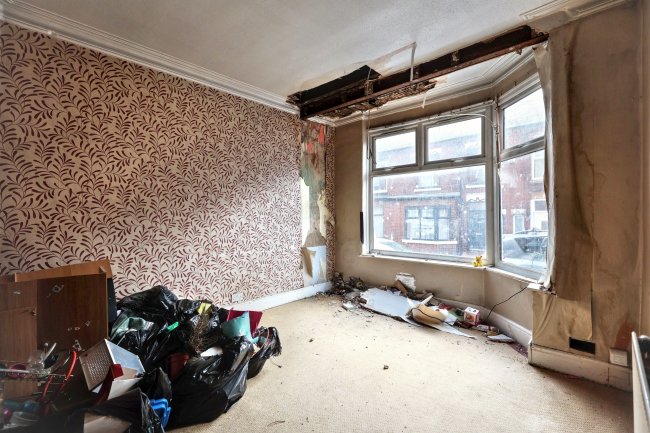 22 Newland Street, Manchester M8 5RY 3