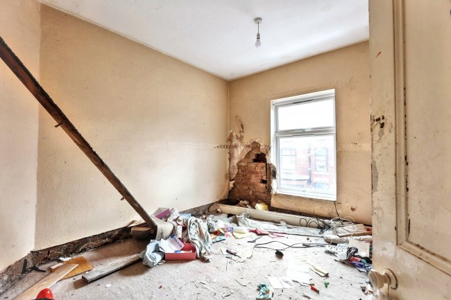 22 Newland Street, Manchester M8 5RY 3