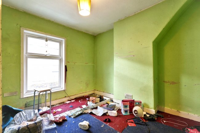 22 Newland Street, Manchester M8 5RY 3