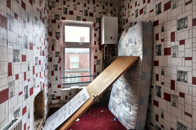 22 Newland Street, Manchester M8 5RY 3