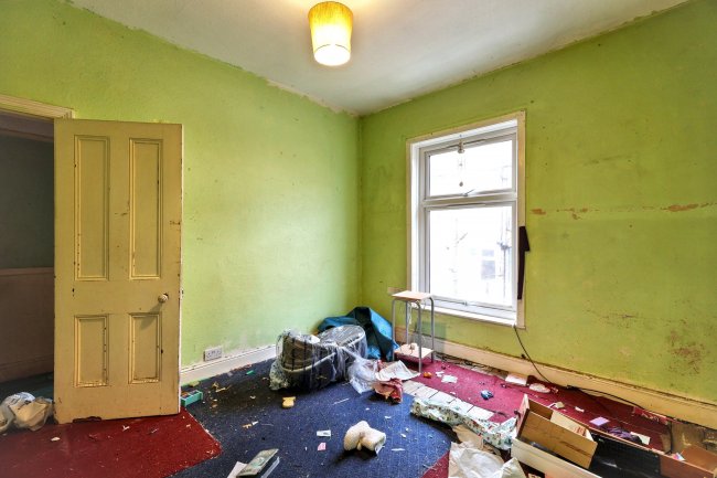 22 Newland Street, Manchester M8 5RY 3