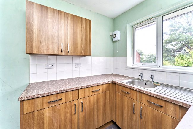 24 Avion Close, Walsall, West Midlands, WS1 3JF 6