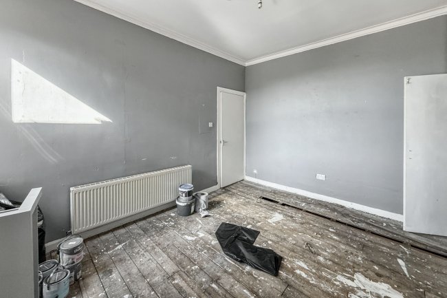 2 Eglesfield Road, South Shields, Tyne and Wear, NE33 5PS 5