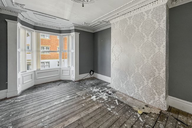 2 Eglesfield Road, South Shields, Tyne and Wear, NE33 5PS 5