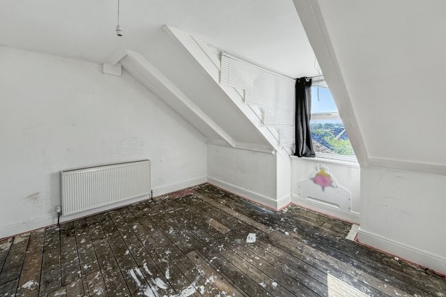 2 Eglesfield Road, South Shields, Tyne and Wear, NE33 5PS 5