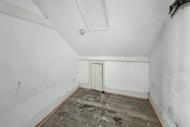 2 Eglesfield Road, South Shields, Tyne and Wear, NE33 5PS 5