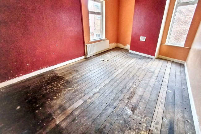 67 Bankfield Avenue, Longsight, Manchester, Greater Manchester, M13 0YQ 8