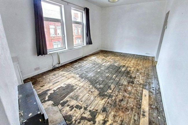 67 Bankfield Avenue, Longsight, Manchester, Greater Manchester, M13 0YQ 8