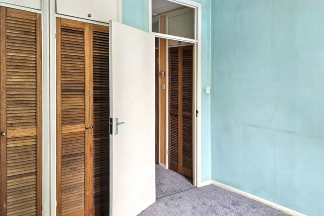 63B Cornwall Crescent, London W11 1PJ 9