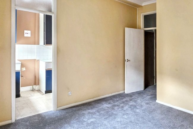 63B Cornwall Crescent, London W11 1PJ 9