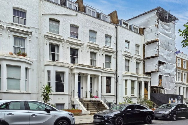 63B Cornwall Crescent, London W11 1PJ 9