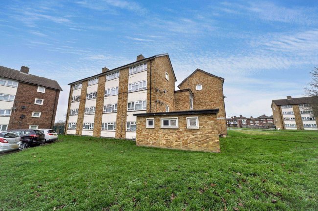 19 Warwick Court, Newmarket Avenue, Northolt UB5 4ET 91