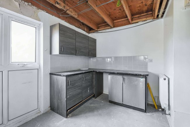 22-23 Blackheath Crescent, Bradwell Common, Milton Keynes MK13 8AD 85