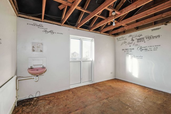 22-23 Blackheath Crescent, Bradwell Common, Milton Keynes MK13 8AD 85