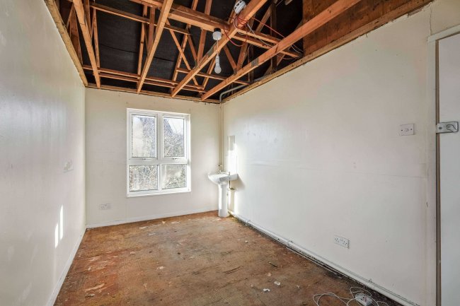 22-23 Blackheath Crescent, Bradwell Common, Milton Keynes MK13 8AD 85