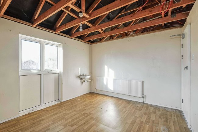 22-23 Blackheath Crescent, Bradwell Common, Milton Keynes MK13 8AD 85