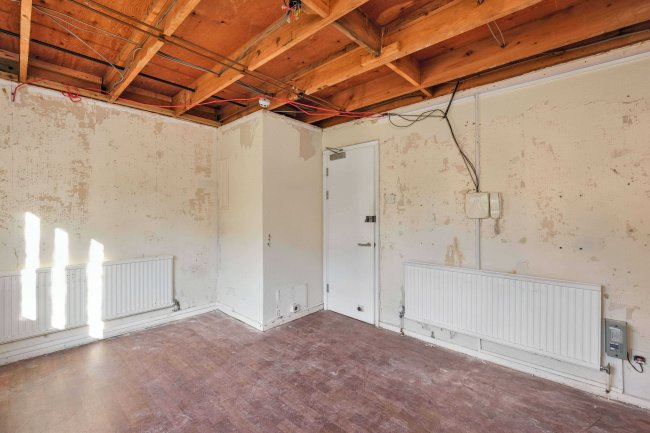 22-23 Blackheath Crescent, Bradwell Common, Milton Keynes MK13 8AD 85