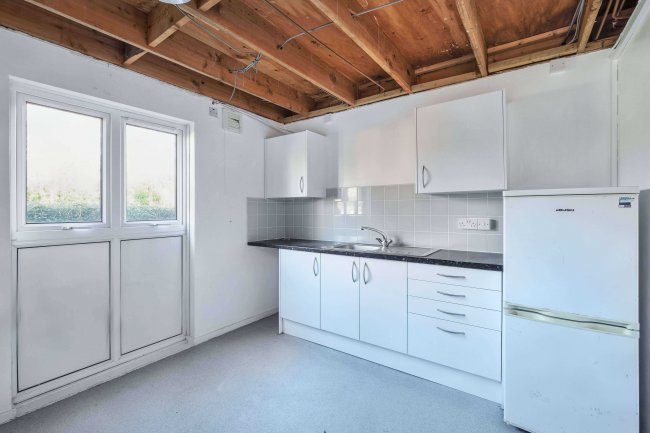 22-23 Blackheath Crescent, Bradwell Common, Milton Keynes MK13 8AD 85