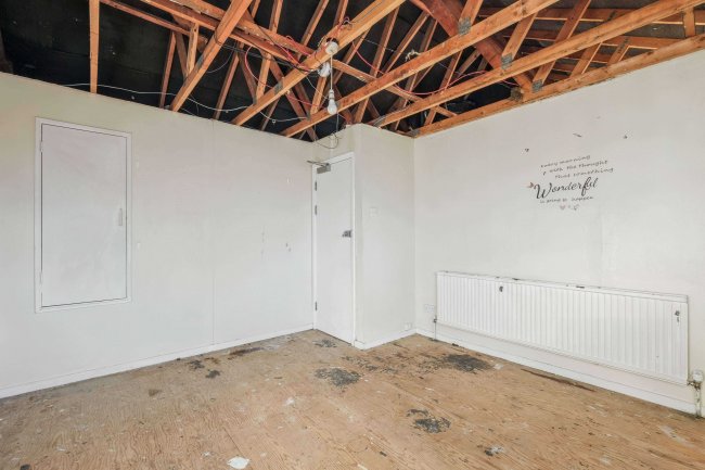 21 Blackheath Crescent, Bradwell Common, Milton Keynes MK13 8AD 84