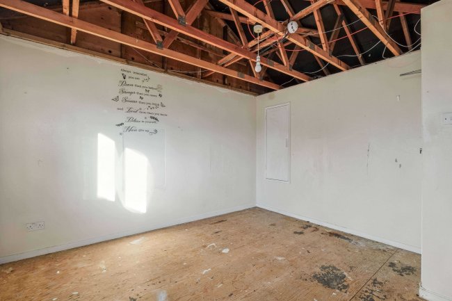 21 Blackheath Crescent, Bradwell Common, Milton Keynes MK13 8AD 84