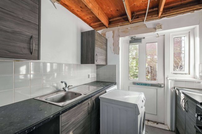 21 Blackheath Crescent, Bradwell Common, Milton Keynes MK13 8AD 84