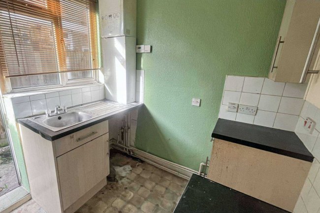 Ground Floor Flat, 15 Azof Street, Greenwich, London SE10 0EG 6