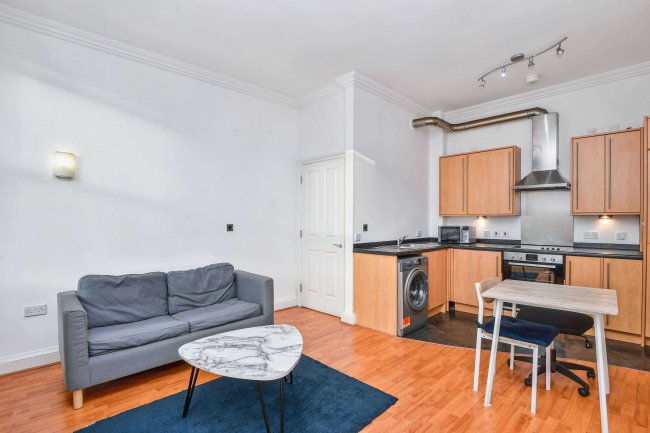 Apartment 11, 7 Weekday Cross, Nottingham NG1 1QF 74