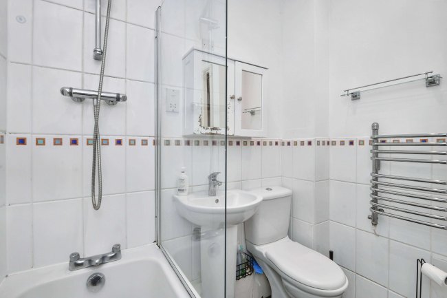 Apartment 11, 7 Weekday Cross, Nottingham NG1 1QF 74