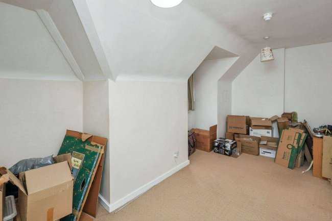 4 Antrim Grove, Belsize Park, London NW3 4XR 2