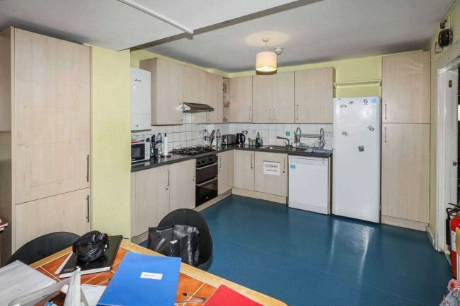 4 Antrim Grove, Belsize Park, London NW3 4XR 2