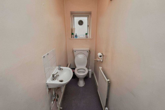 4 Antrim Grove, Belsize Park, London NW3 4XR 2