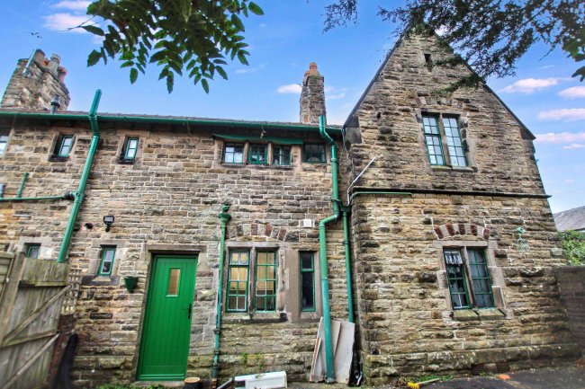 5/7 and 6/8 Barracks Square, Macclesfield, Cheshire SK11 8HF 84