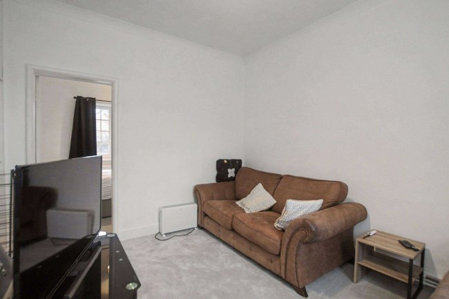 5/7 and 6/8 Barracks Square, Macclesfield, Cheshire SK11 8HF 84