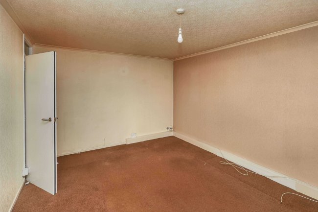 5 Victor Court, Victor Approach, Hornchurch, RM12 4XF 99