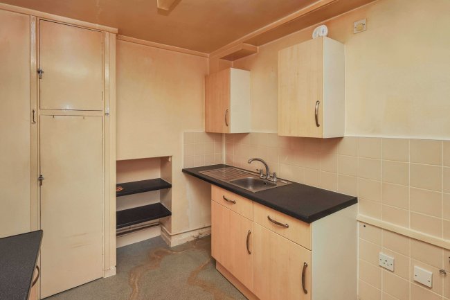 5 Victor Court, Victor Approach, Hornchurch, RM12 4XF 99