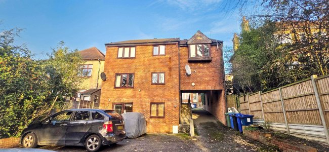 Flat 1, 48 Brooke Avenue, Harrow, Middlesex, HA2 0NF 65