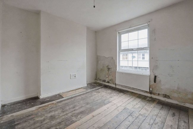 32 Hope Street, Wallasey CH45 2LN 26