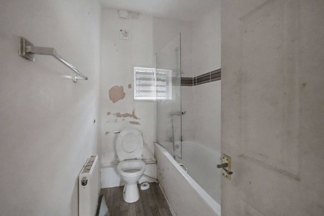 32 Hope Street, Wallasey CH45 2LN 26