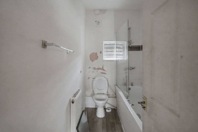 32 Hope Street, Wallasey CH45 2LN 26